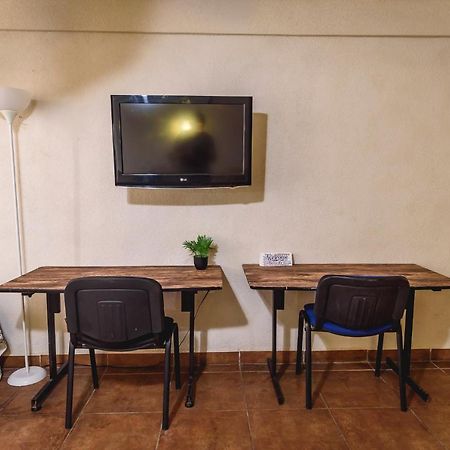 Departamento Grande Con 2 Recamaras Con Aire 5 Camas Wifi 115Mb, Cocina .Cochera Techada, #4 Ciudad Valles Exterior photo