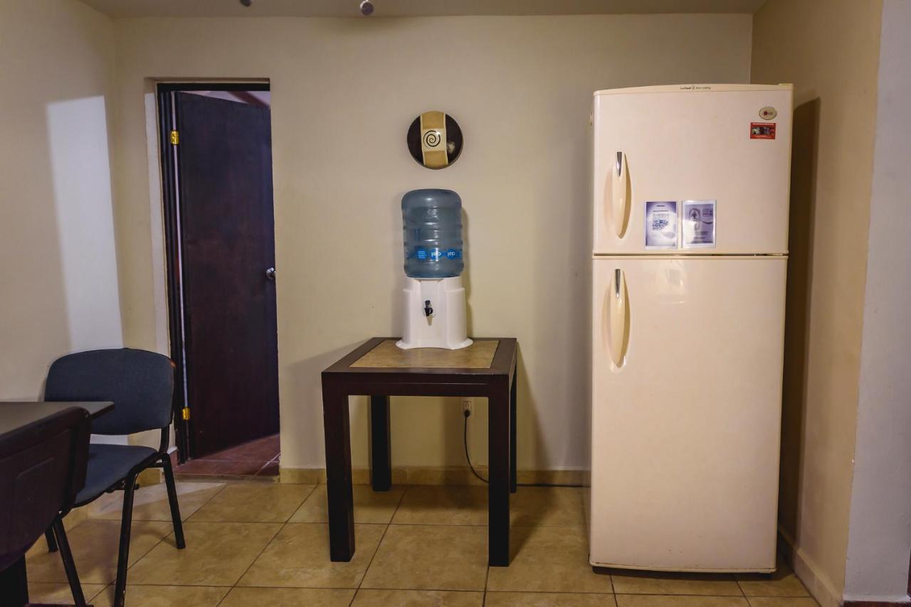 Departamento Grande Con 2 Recamaras Con Aire 5 Camas Wifi 115Mb, Cocina .Cochera Techada, #4 Ciudad Valles Exterior photo